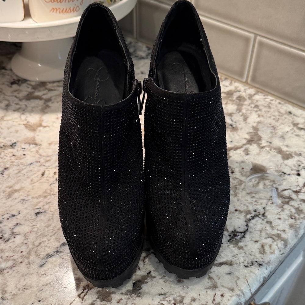 Jessica Simpson Platform Crystal Bootie SZ 8